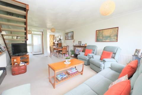 21 Beamish Road, Orpington, BR5 4EA