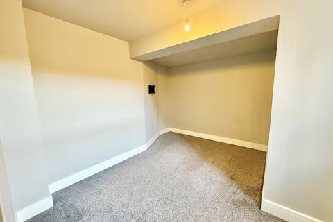 undefined, Kings Road, Newark