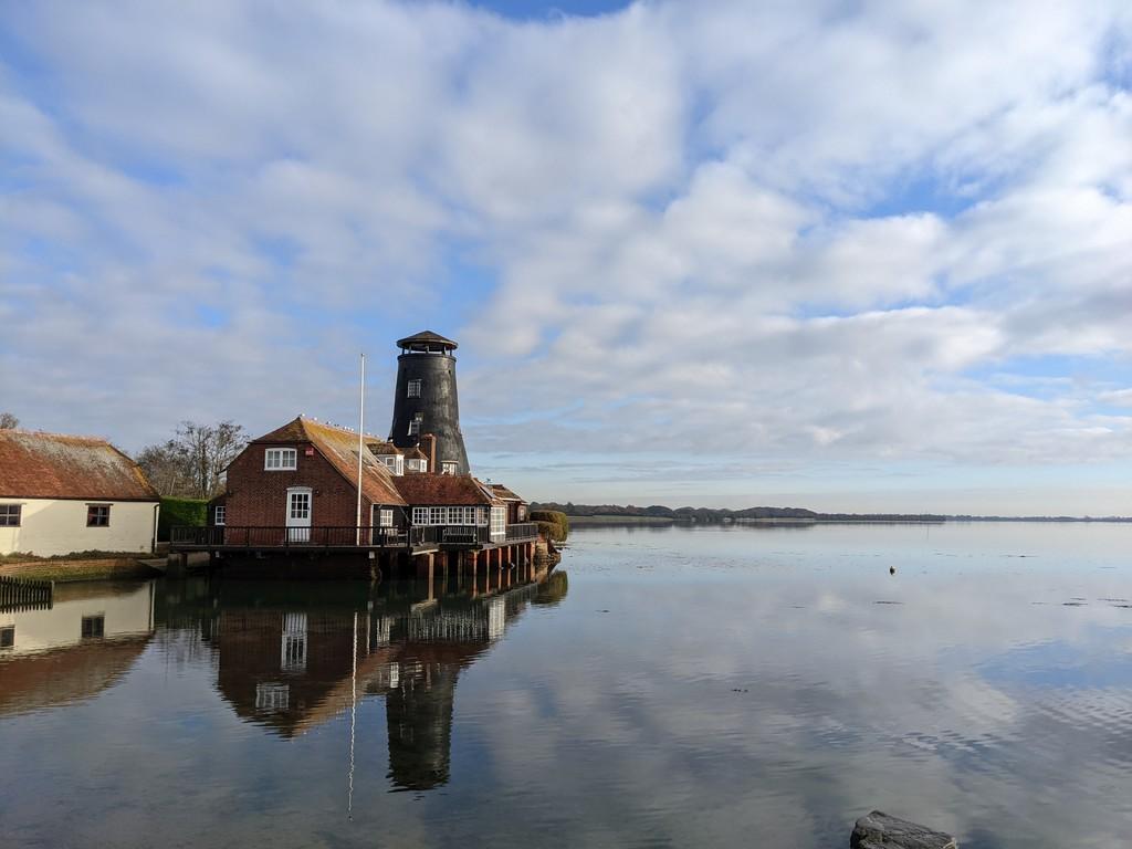 Langstone Road, Havant 2 bed apartment £412,500