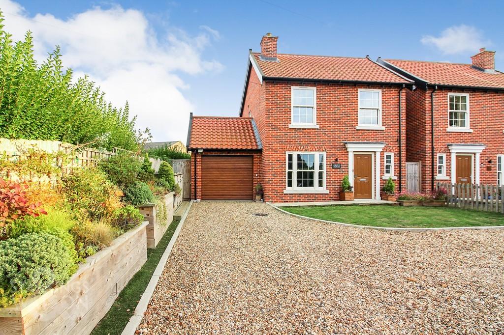 Burston Road, Dickleburgh, Diss 4 bed detached house for sale £425,000