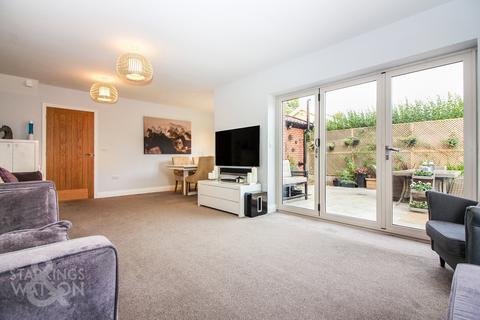 Grove House Burston Road, Dickleburgh, Diss, IP21 4NN