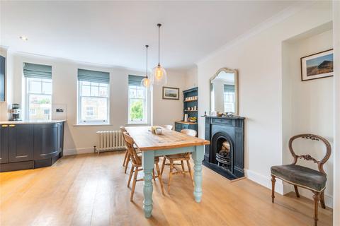 40c Cloudesley Road, London, N1 0EB