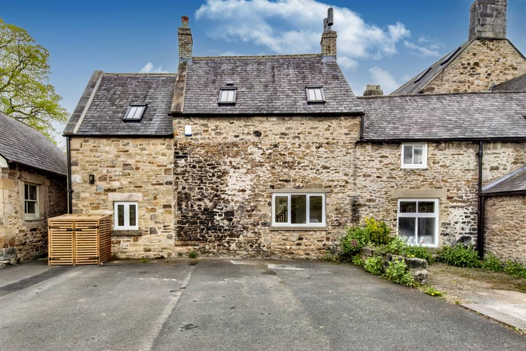 Main Street, Corbridge NE45 2 bed cottage £1,100 pcm (£254 pw)