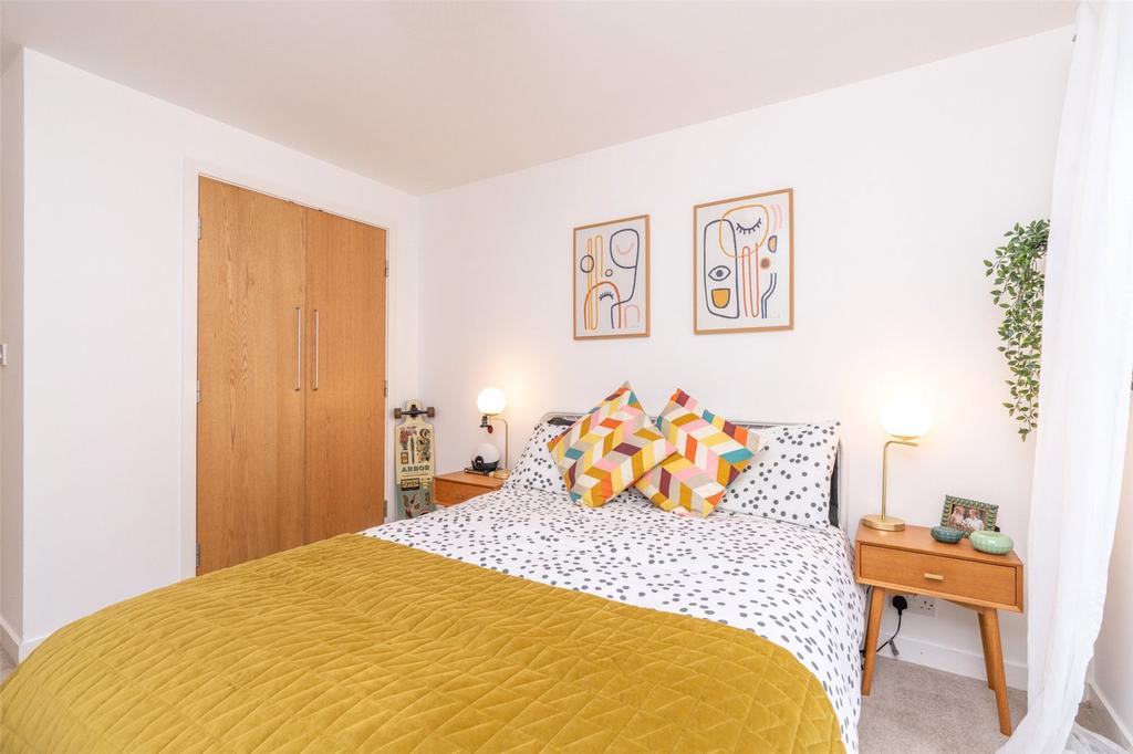 Bedroom 1 Alt
