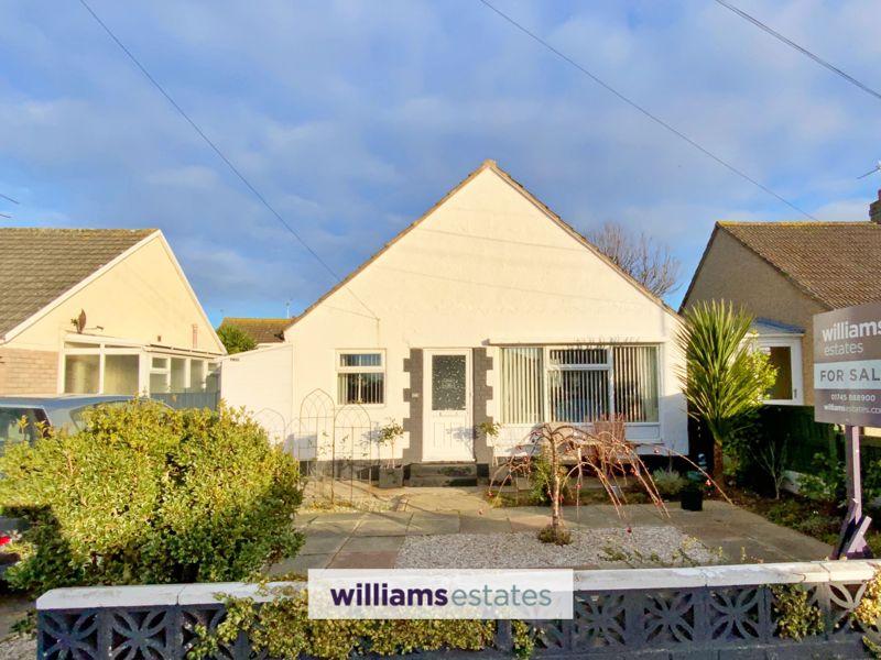 Beverley Drive, Prestatyn 2 bed detached bungalow £185,000