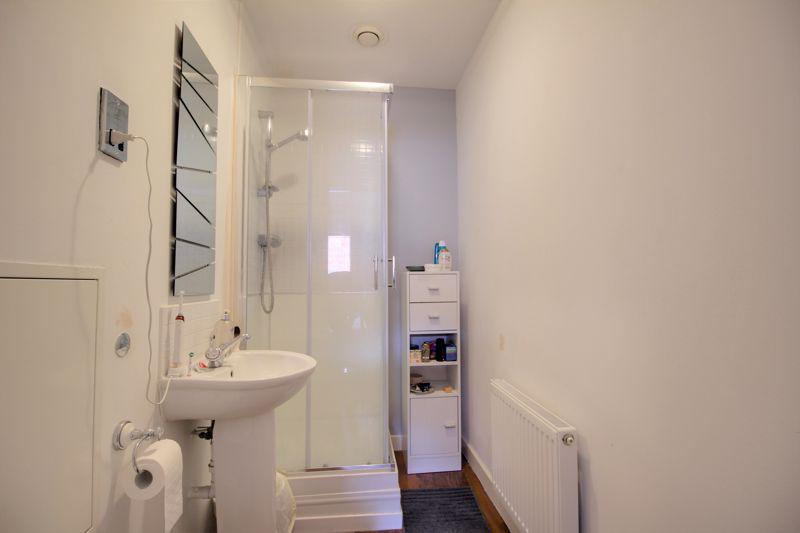 Apartment in Nottingham, Nottinghamshire - View 5