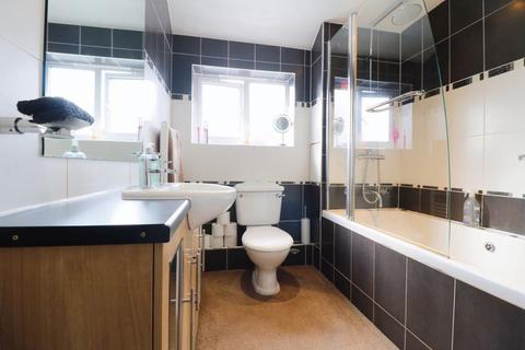 59 Talbot Avenue, Slough, SL3 8DE