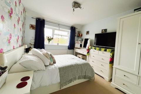 59 Talbot Avenue, Slough, SL3 8DE