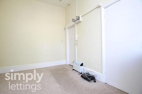 Studio to rent, Wellington Road, Brighton