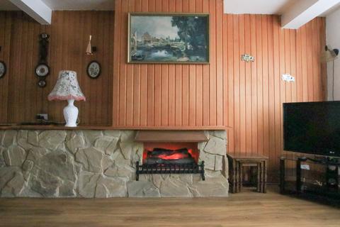 31 Lymescote Gardens, Sutton, SM1 2PN