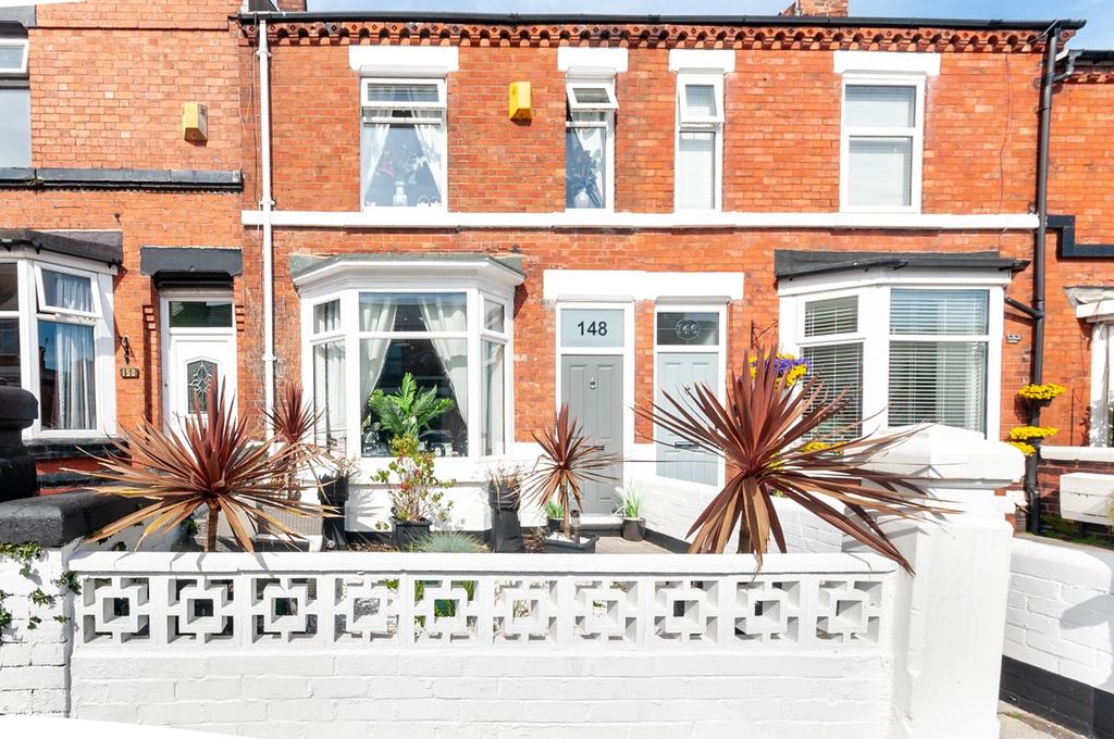 Windleshaw Road, Dentons Green, St... 3 bed terraced house £170,000