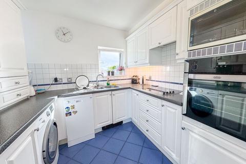 2 bedroom flat to rent, Old Swan Wharf Battersea Church Road Battersea SW11 3NA