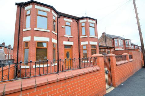 3 bedroom semi-detached house to rent - Derby Road, Salford
