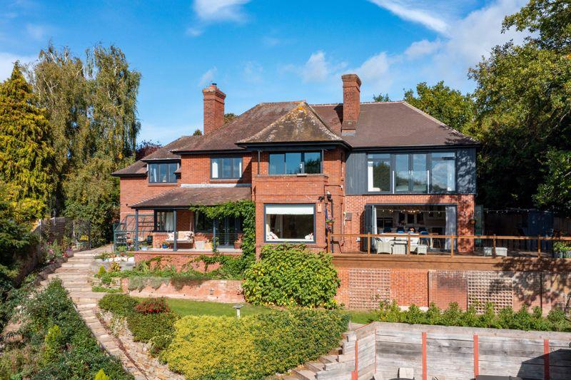 Hampton Park Road, Hampton Park, Hereford, HR1 1TH 4 bed detached house
