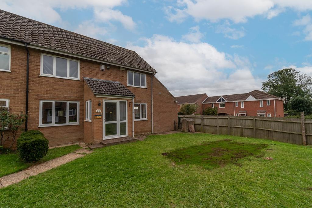 St Peters Road, Fakenham, NR21 3 bed terraced house for sale £240,000
