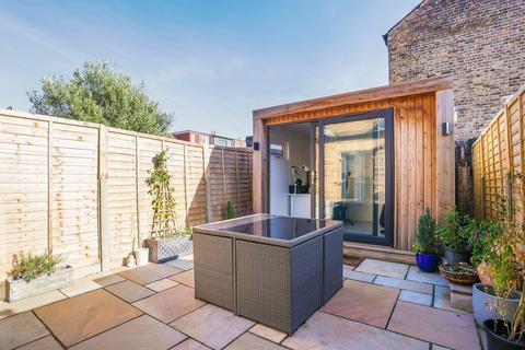 80 Westfield Road, London, W13 9JA