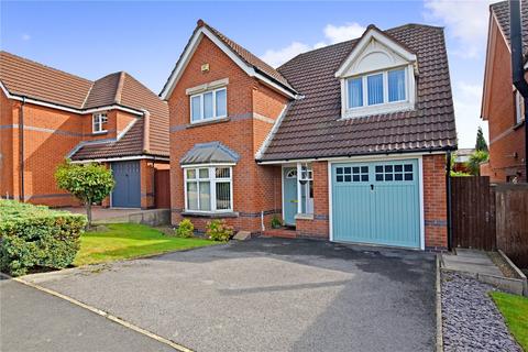 4 bedroom detached house for sale - Turnberry Gardens, Tingley, Wakefield, West Yorkshire