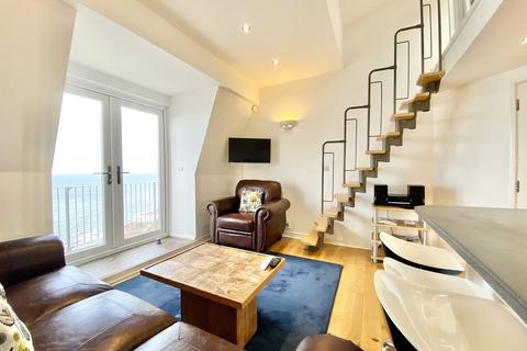 2 bedroom apartment for sale - Capstone Crescent, Ilfracombe, Devon, EX34
