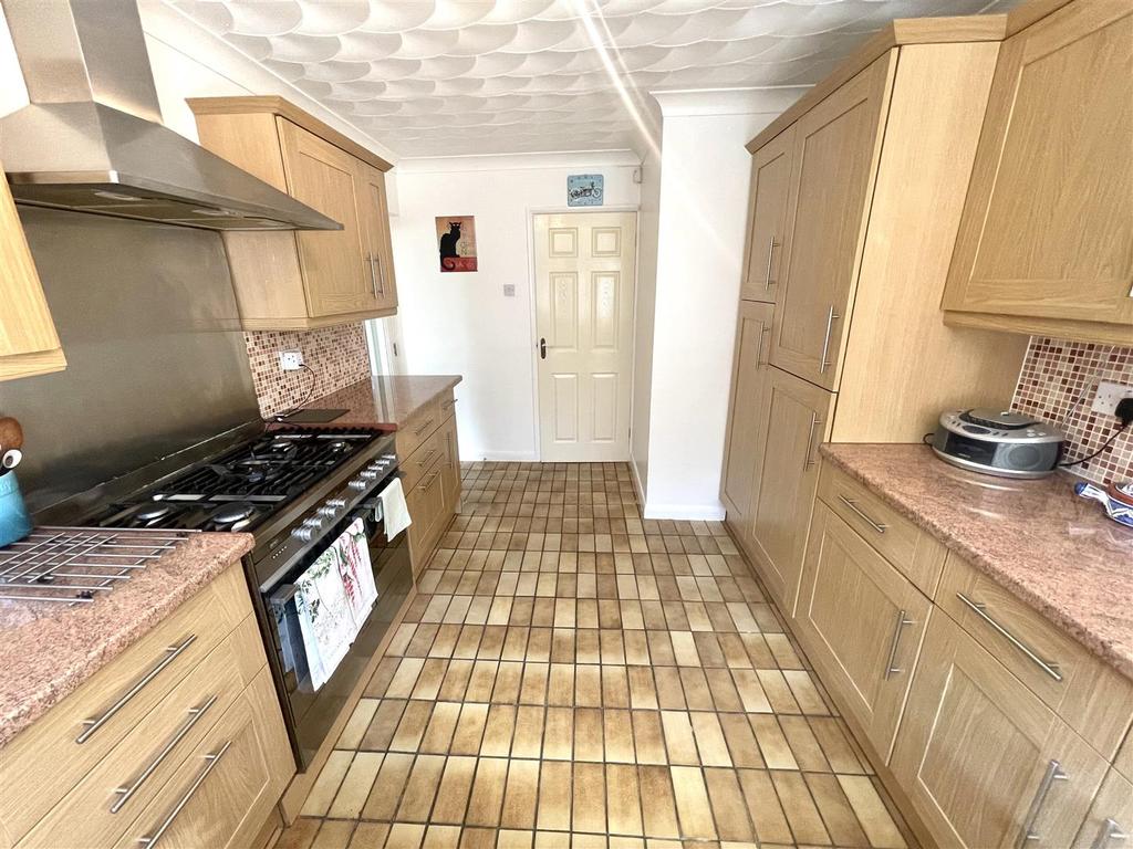 Jekils Bank, Holbeach St Johns, PE12 2 bed detached bungalow for sale