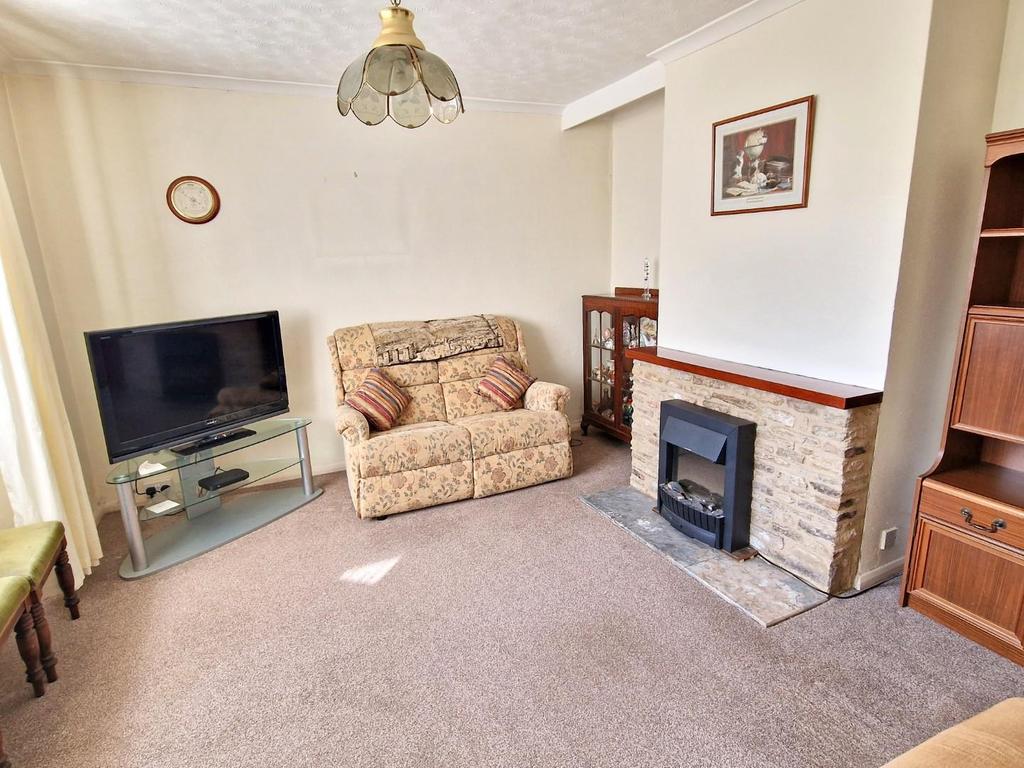 Ardley Road, Fewcott, Bicester 2 bed detached bungalow £425,000