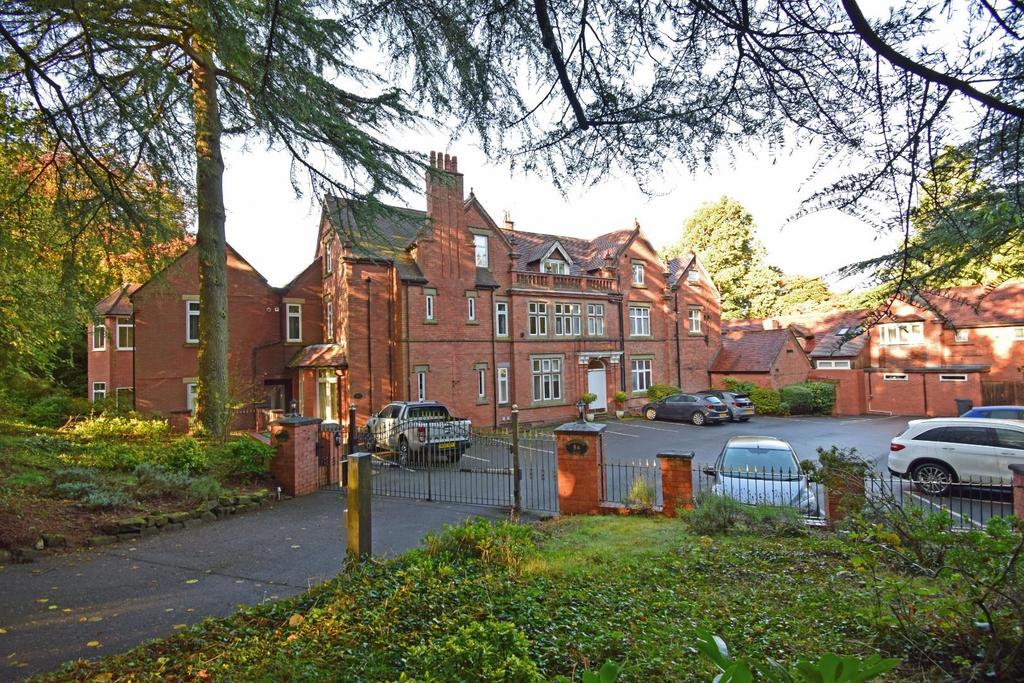 3 Stretton Croft, front b.jpg
