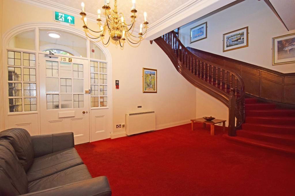 3 Stretton Croft, communal hall.jpg