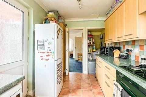 70 Smyth Road, Bristol, BS3 2DS