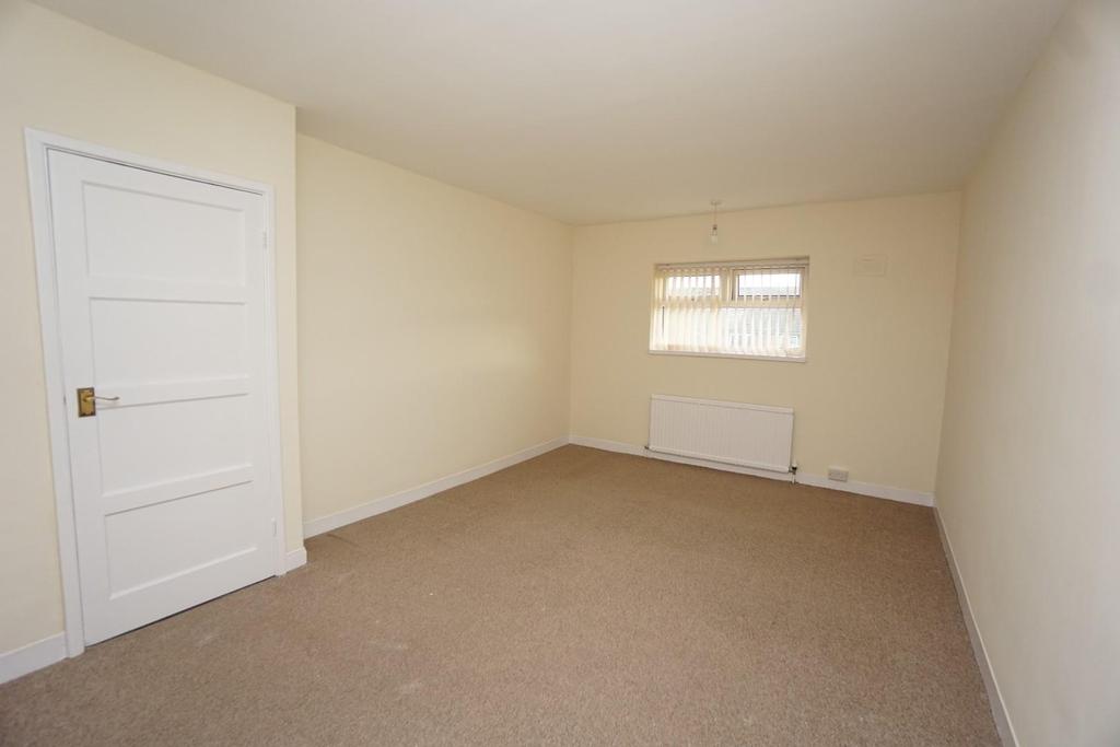Halsall Drive, Darnall, Sheffield, S9 4JD 2 bed terraced house to rent