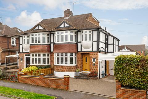 108 Tattenham Grove, Epsom, KT18 5QS