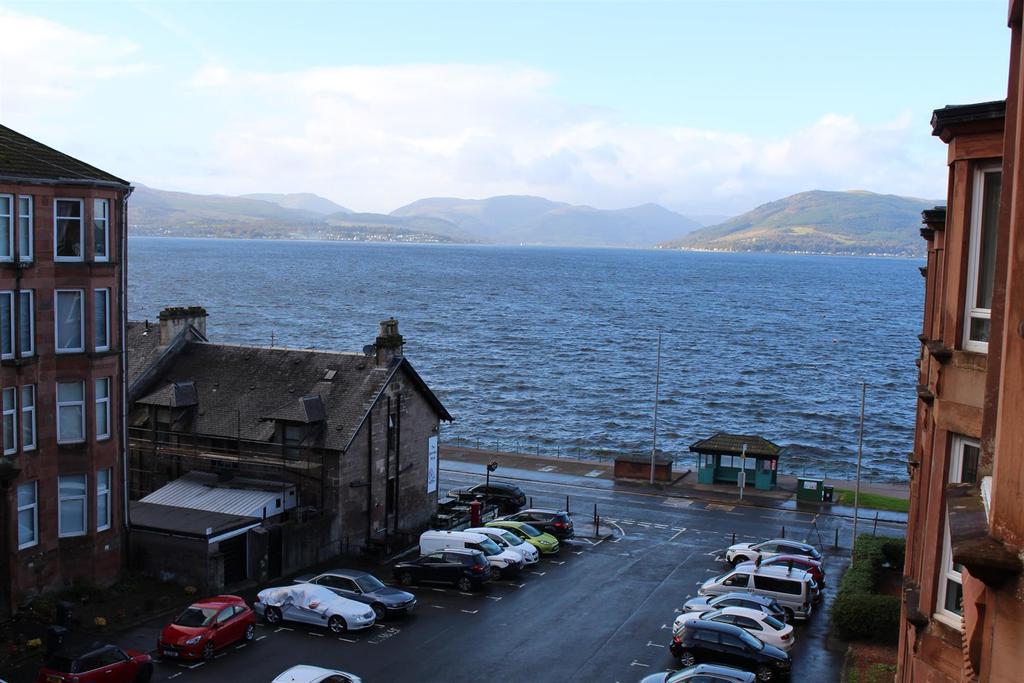 Ashburn Gardens, Gourock 1 bed flat £89,900