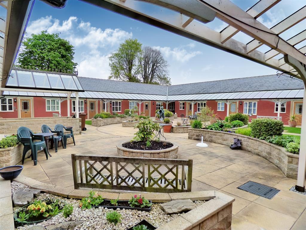 Burnside House, Carleton Road, Skipton 2 bed flat £750 pcm (£173 pw)