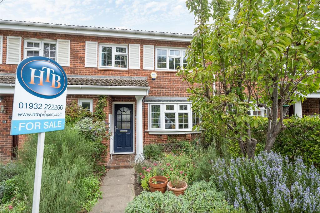 Colne Drive, WaltonOnThames 3 bed terraced house £535,000