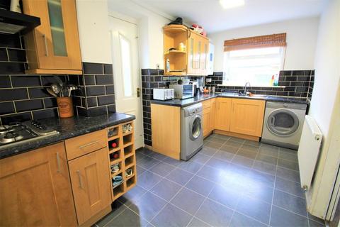 3 bedroom semi-detached house for sale - Longley Lane, Manchester, M22 4JF