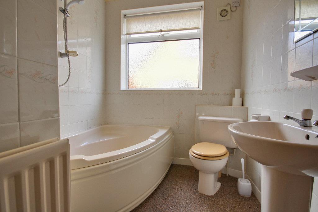 Ground Floor Bathroom