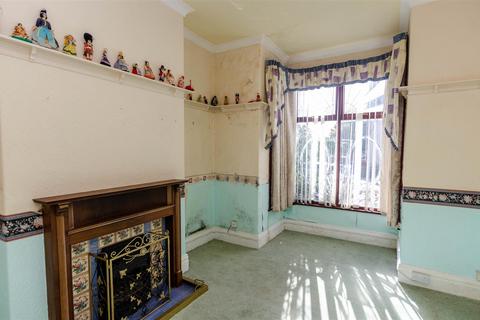 3 bedroom terraced house for sale, Hull Road, Withernsea