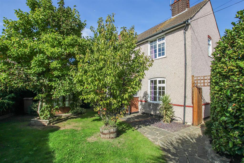 Western Road, Brentwood 3 bed house £550,000