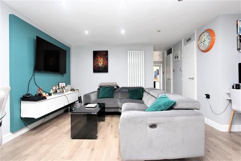 1 bedroom flat for sale - Stapleford Close, Chingford