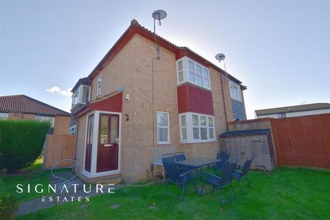 63 Berkeley Close, Abbots Langley, WD5 0XD