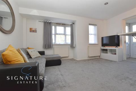 63 Berkeley Close, Abbots Langley, WD5 0XD