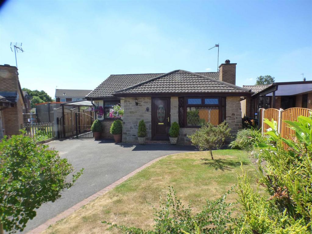 Newmarket Way, Cheadle, Stoke On Trent 2 bed detached bungalow £235,000