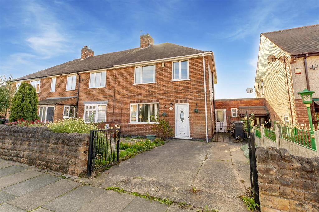 Runswick Drive, Arnold, Nottingham 3 bed semidetached house for sale
