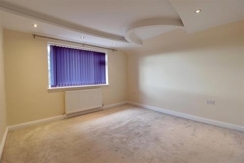 17 Burleigh Croft, Hucclecote, Gloucester, GL3 3DP
