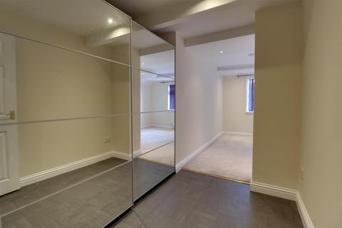 17 Burleigh Croft, Hucclecote, Gloucester, GL3 3DP