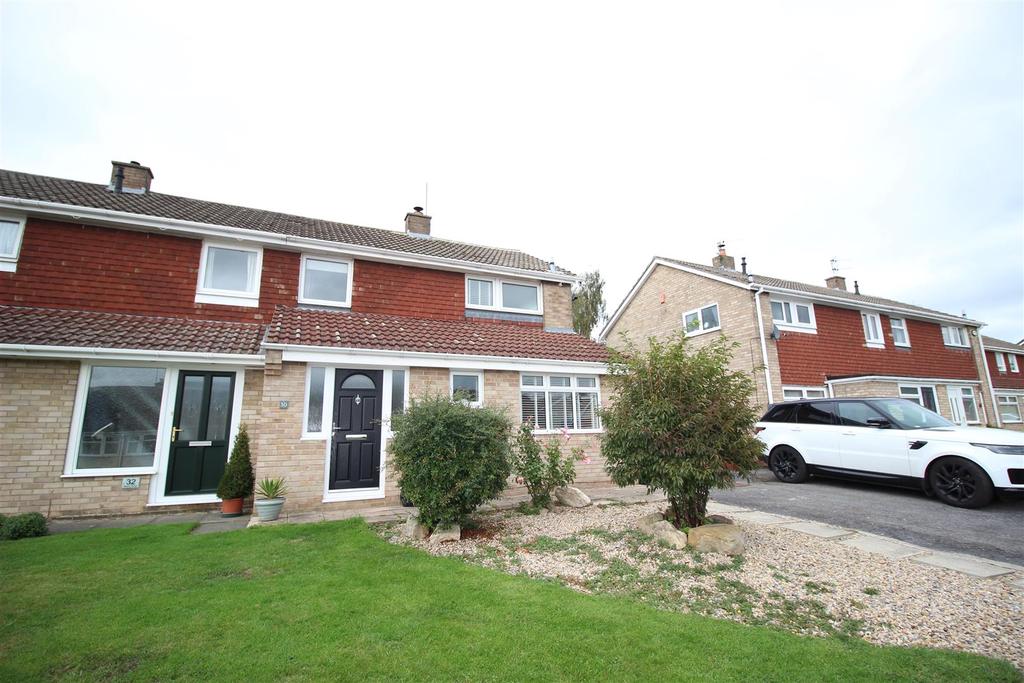 Manor Road, Hurworth Place, Darlington 3 bed semidetached house for sale £250,000