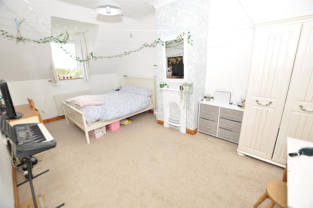 Rear Bedroom 2