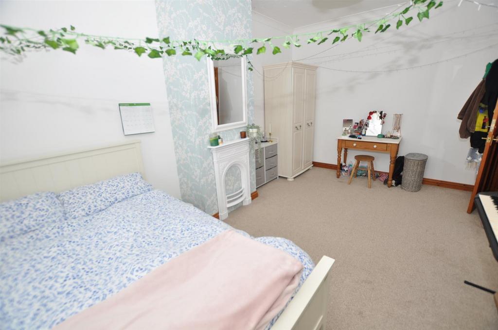 Rear Bedroom 2