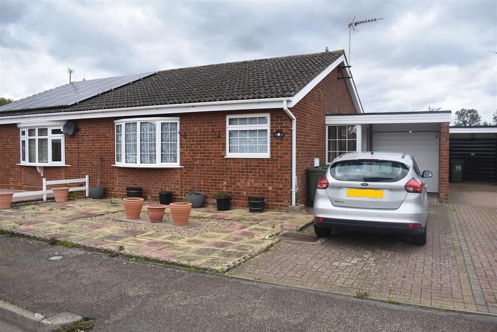 Scotchbrook Road, Marston Moretaine... 2 bed semidetached bungalow £