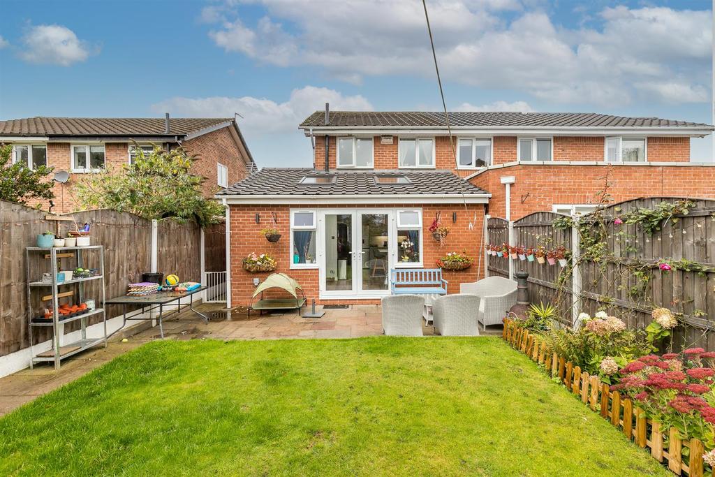 Briar Close, Sale 2 bed semidetached house for sale £375,000