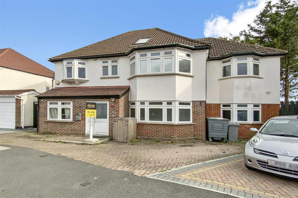 Langham Gardens, Wembley 7 bed detached house £1,100,000