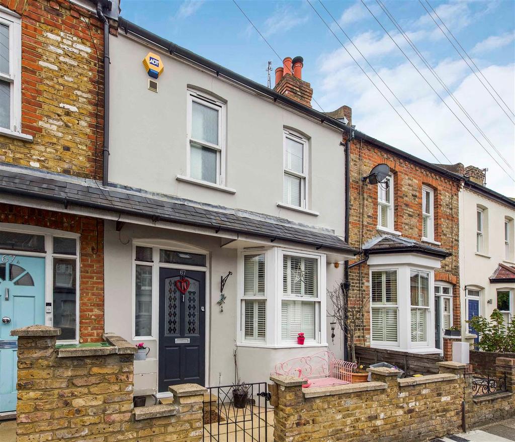 Mereway Road, Twickenham 3 bed terraced house £775,000